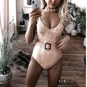 Snakeskin belted one piece Swimsuit small